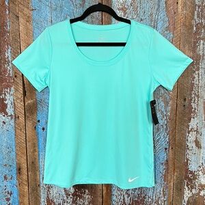 Nike Dry Fit Tee Size Medium
